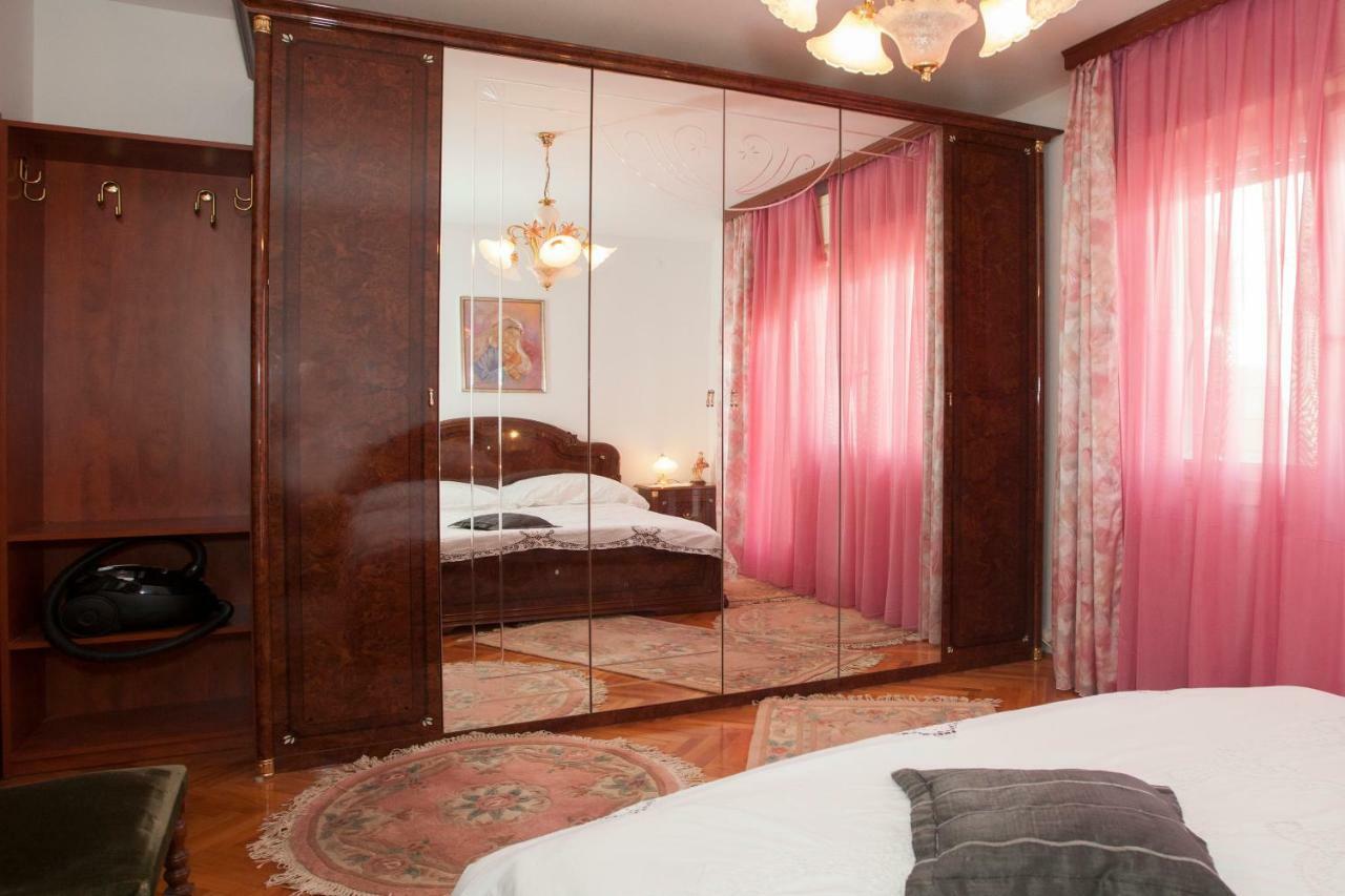 Apartment Dolores Split Bagian luar foto