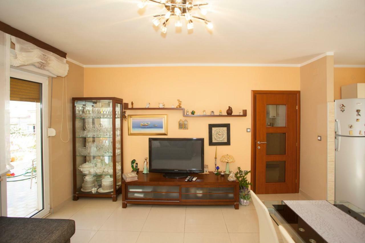 Apartment Dolores Split Bagian luar foto