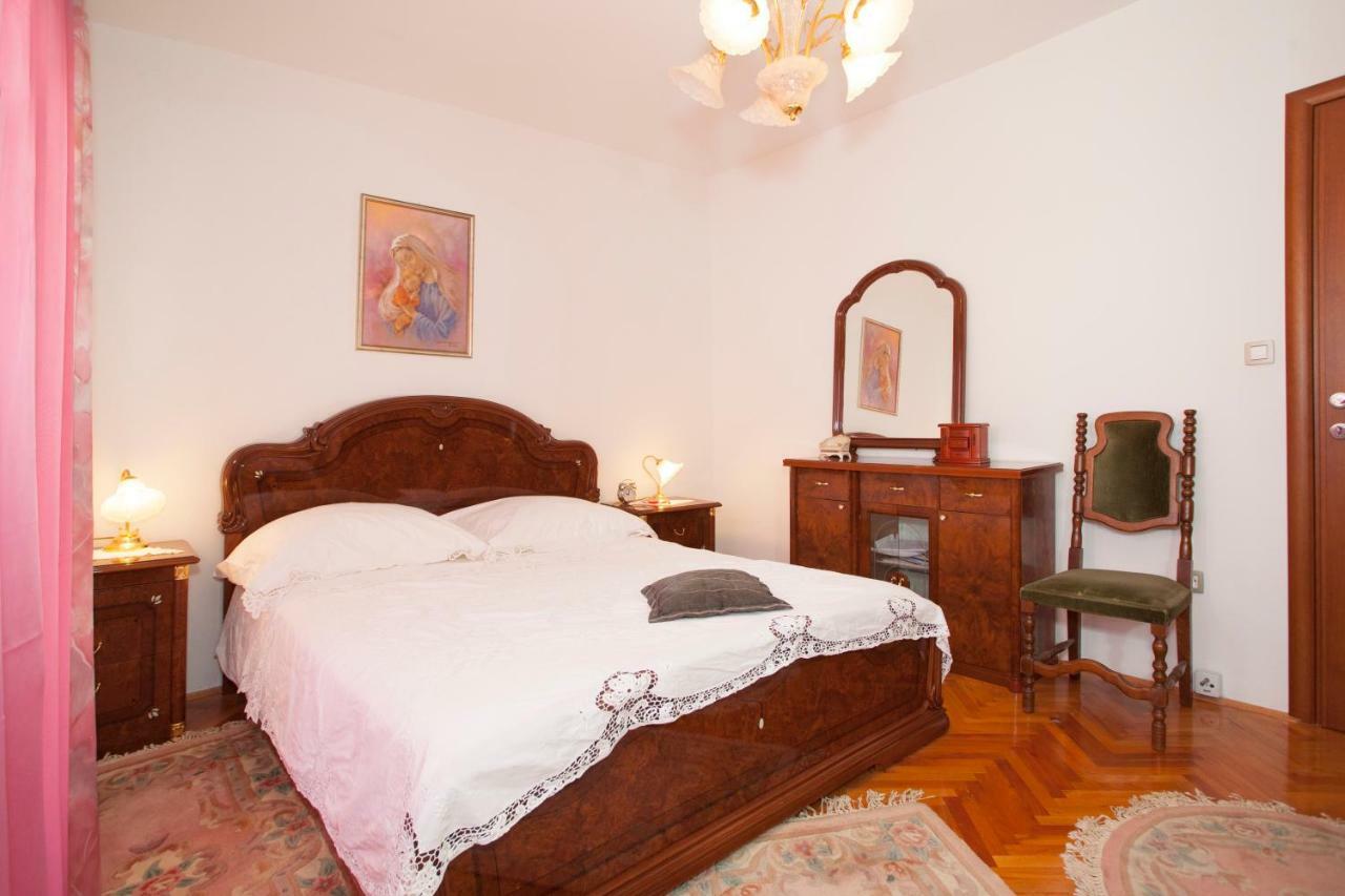 Apartment Dolores Split Bagian luar foto