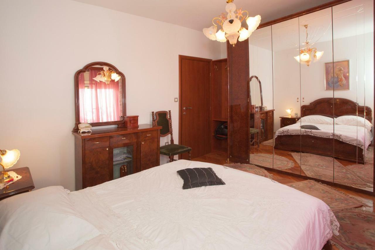 Apartment Dolores Split Bagian luar foto